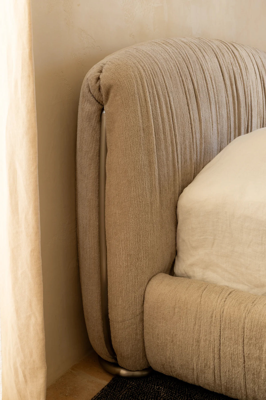 Kew Bed