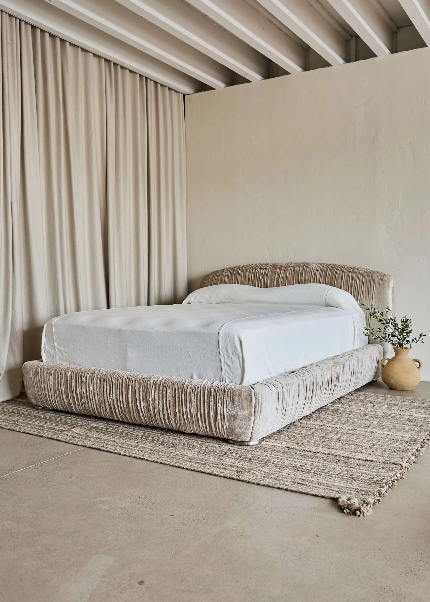 Kew Bed
