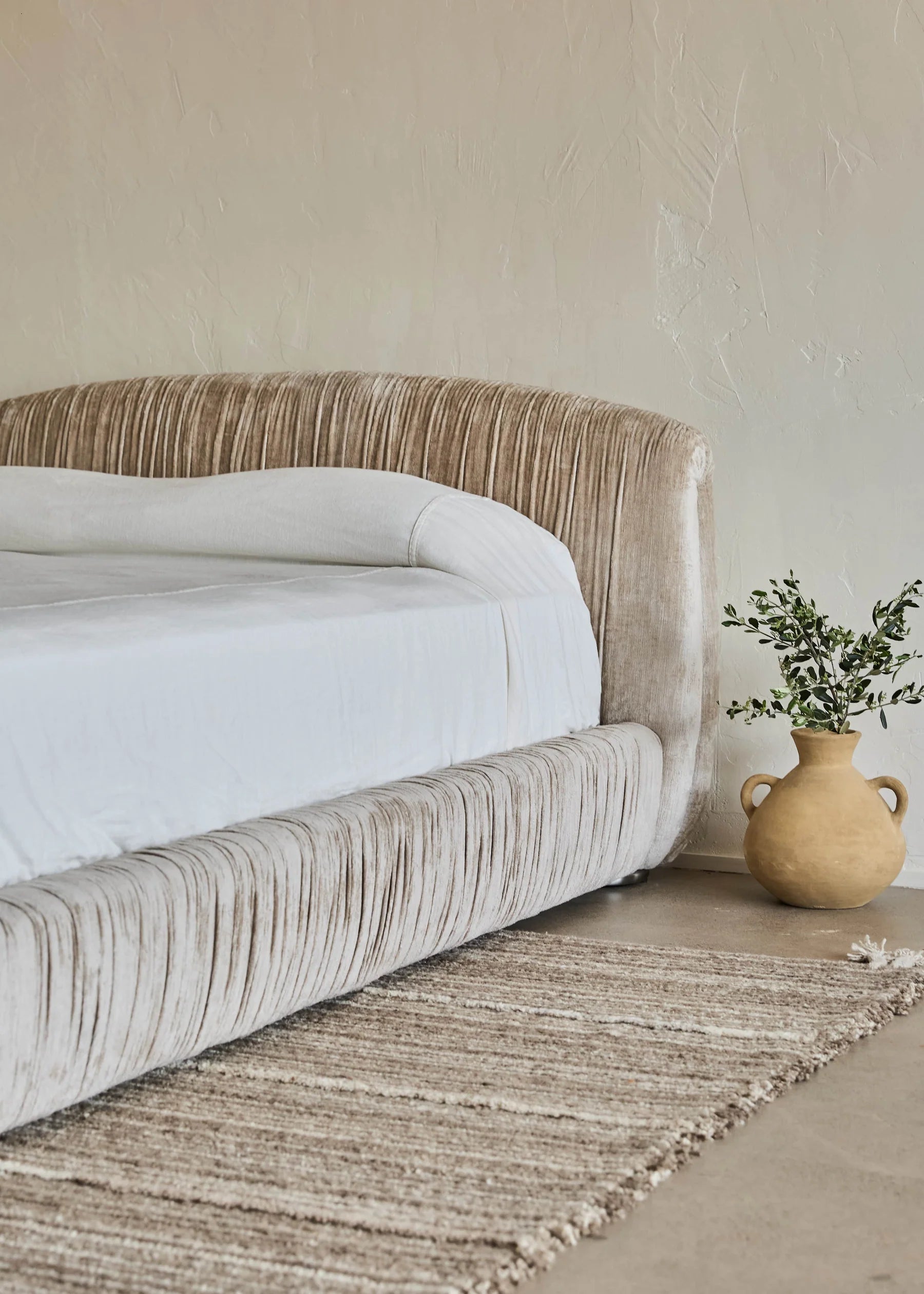 Kew Bed